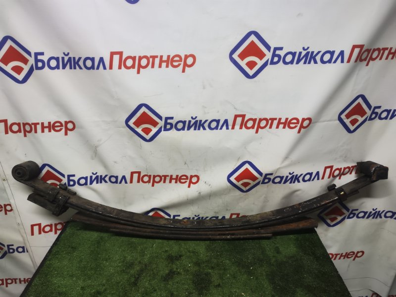 Рессора NISSAN CARAVAN CWMGE24 QD32 задняя правая (б/у)