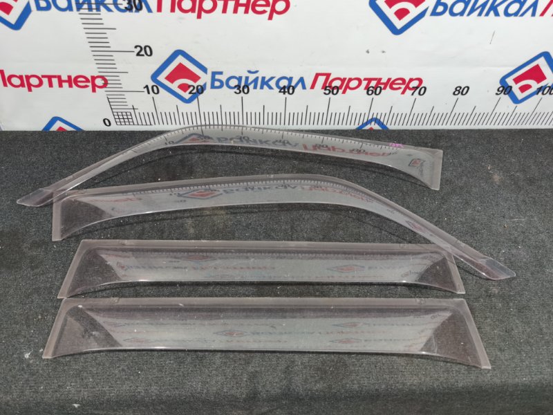 Ветровики комплект MITSUBISHI PAJERO IO H76W 4G93 1999 (б/у)