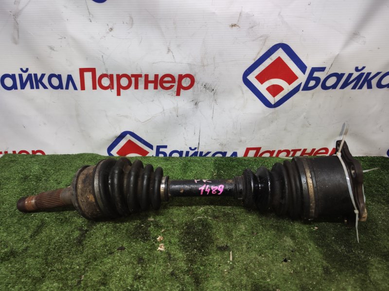 Привод TOYOTA HIACE TRH228B 2TR-FE 2010 передний правый (б/у)