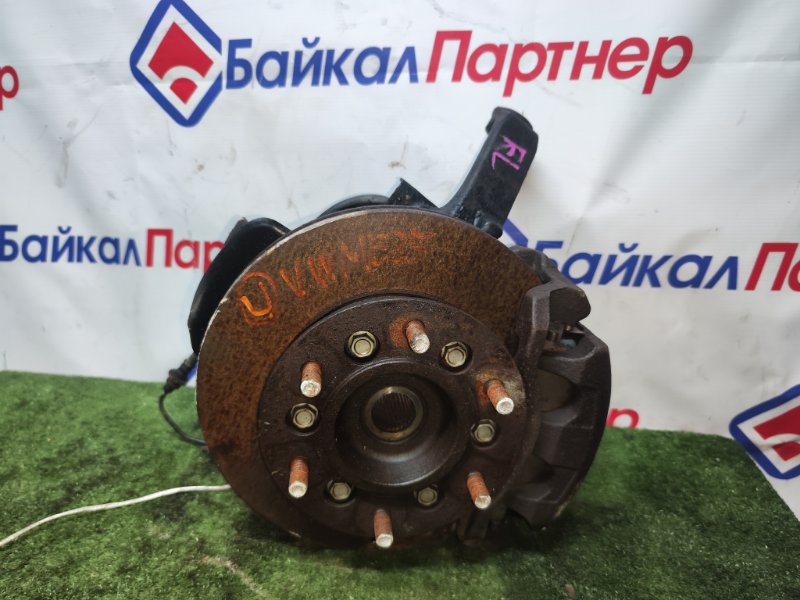 Ступица NISSAN CARAVAN VWME25 ZD30DD передняя левая (б/у)