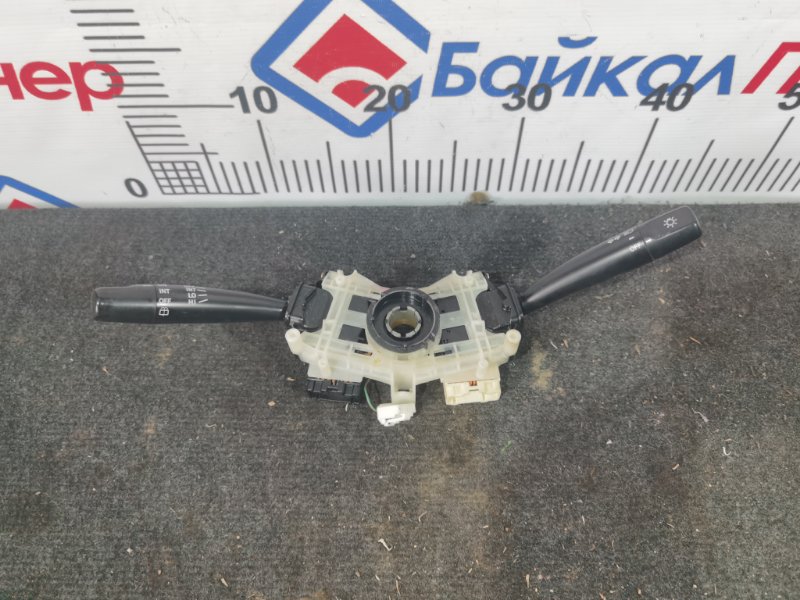 Переключатель поворотов TOYOTA COROLLA SPACIO AE115N 7A-FE 2001 (б/у)
