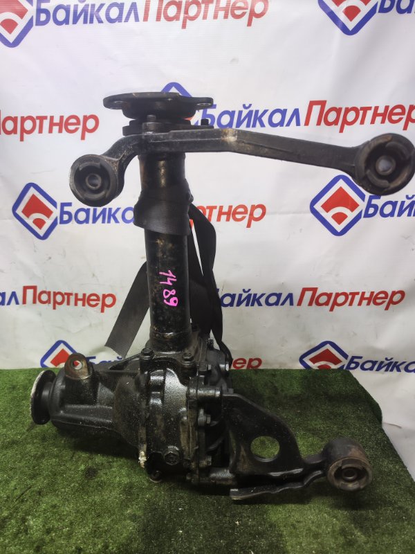 Редуктор TOYOTA HIACE TRH228B 2TR-FE 2010 передний (б/у)