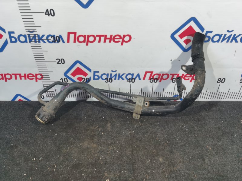 Горловина топливного бака TOYOTA SUCCEED NCP59G 1NZ-FE 2010 (б/у)