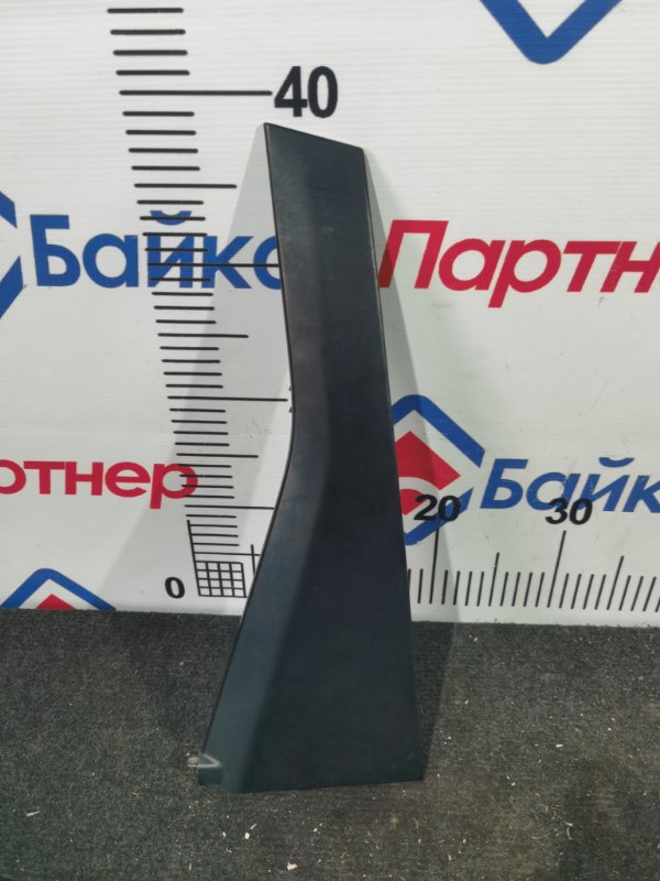 Накладка на дверь HONDA FIT GD2 L13A задняя левая (б/у)
