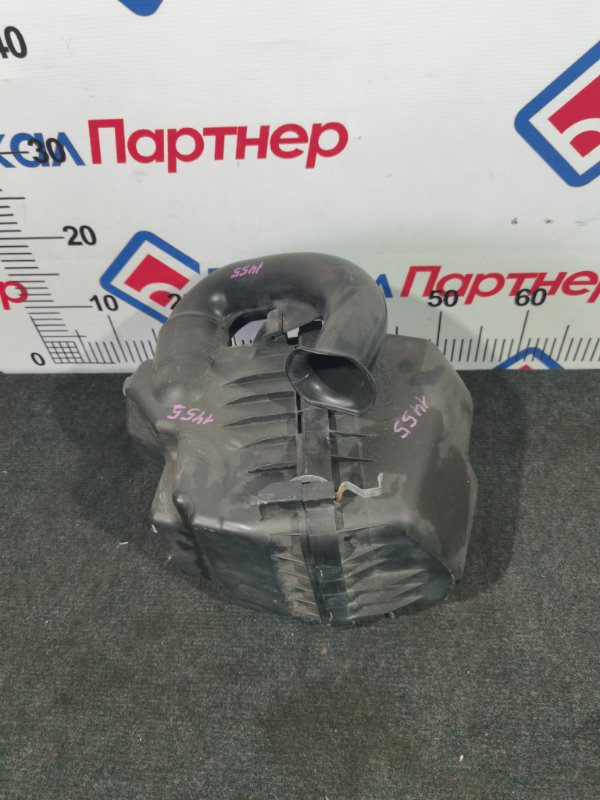 Корпус воздушного фильтра TOYOTA IST NCP110 1NZ-FE 2009 (б/у)