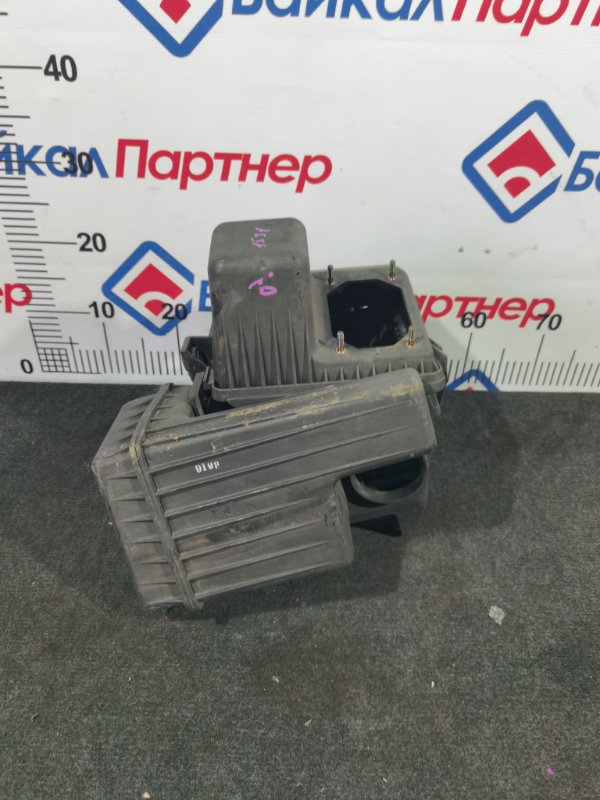 Корпус воздушного фильтра MITSUBISHI PAJERO IO H76W 4G93 2006 (б/у)