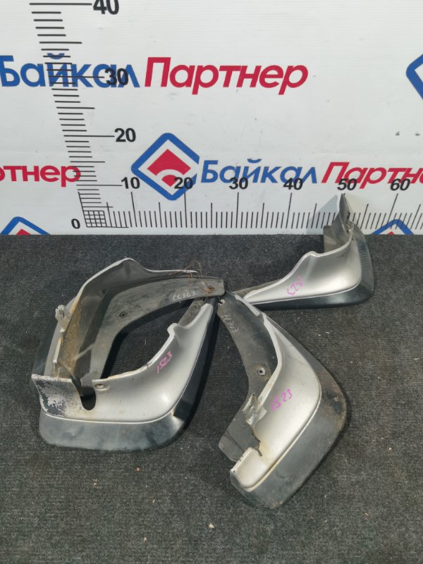 Брызговики комплект NISSAN LAUREL GNC35 RB25DE 2002 (б/у)