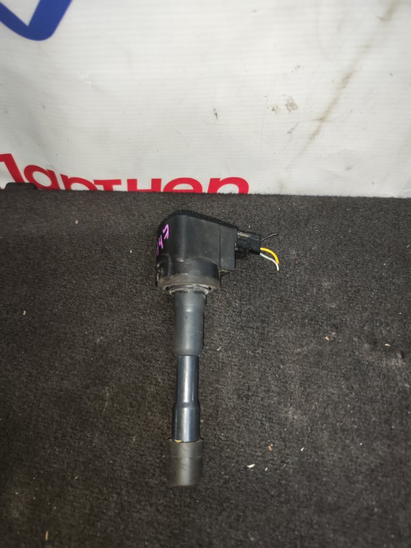 Катушка зажигания HONDA FIT GP1 LDA задняя CM11-118 (б/у)