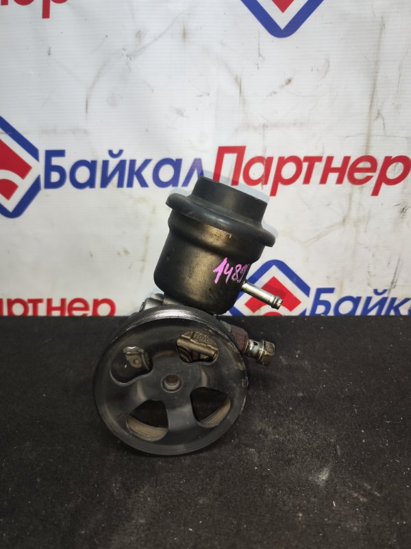 Гидроусилитель TOYOTA HIACE TRH228B 2TR-FE 2010 (б/у)