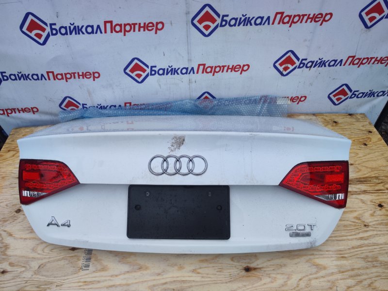 Крышка багажника AUDI A4 8K CDN 2011 (б/у)
