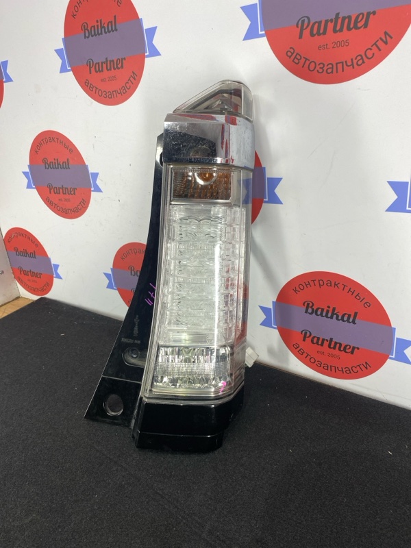 Стоп HONDA N-BOX JF1 S07A 2013 задний правый 106 (б/у)
