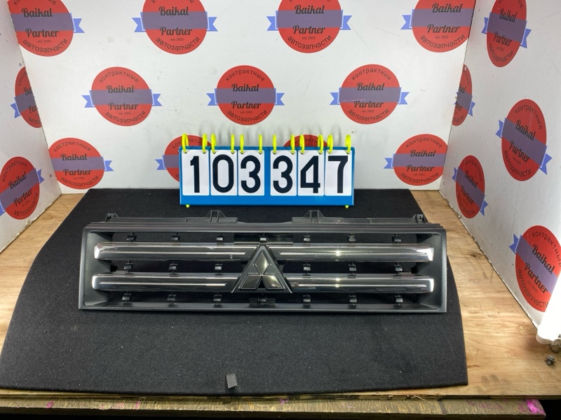 Решетка радиатора MITSUBISHI PAJERO MINI H58A 4A30 2010 (б/у)