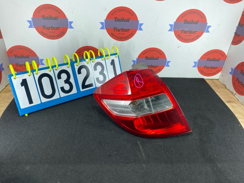 Стоп HONDA FIT GE6 L15A задний левый P9596 (б/у)