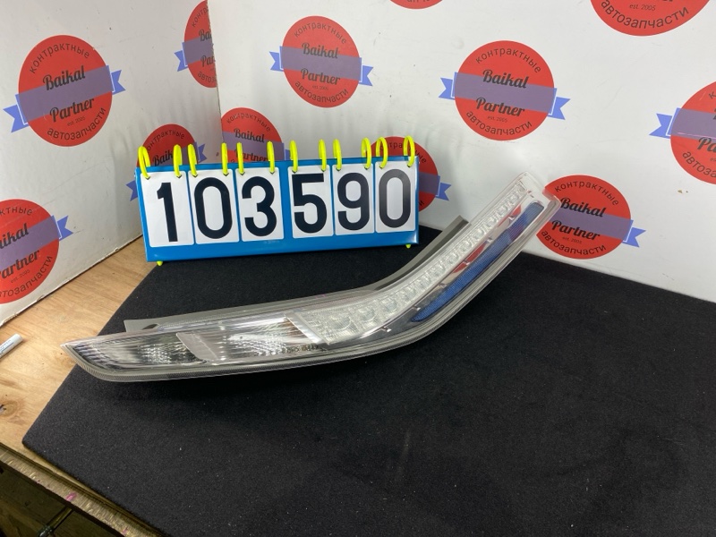 Стоп NISSAN LEAF AZE0 EM57 2012 задний правый D115 (б/у)