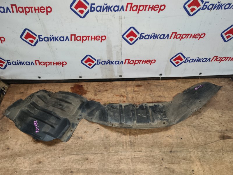 Подкрылок MITSUBISHI PAJERO IO H76W 4G93 1999 передний правый (б/у)