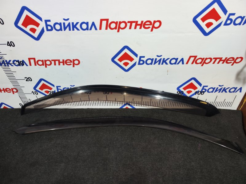 Ветровик TOYOTA IQ KGJ10 1KR-FE 2011 (б/у)
