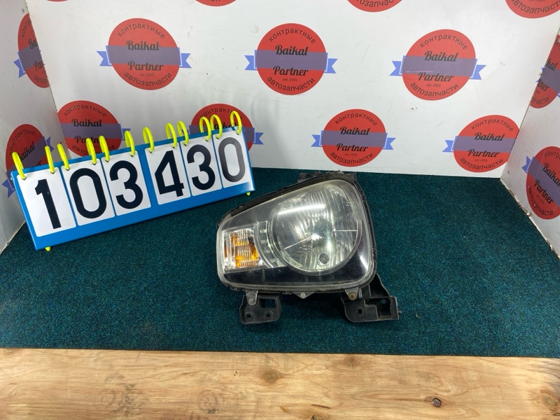 Фара SUZUKI ALTO HA36S R06A передняя левая W2380 (б/у)