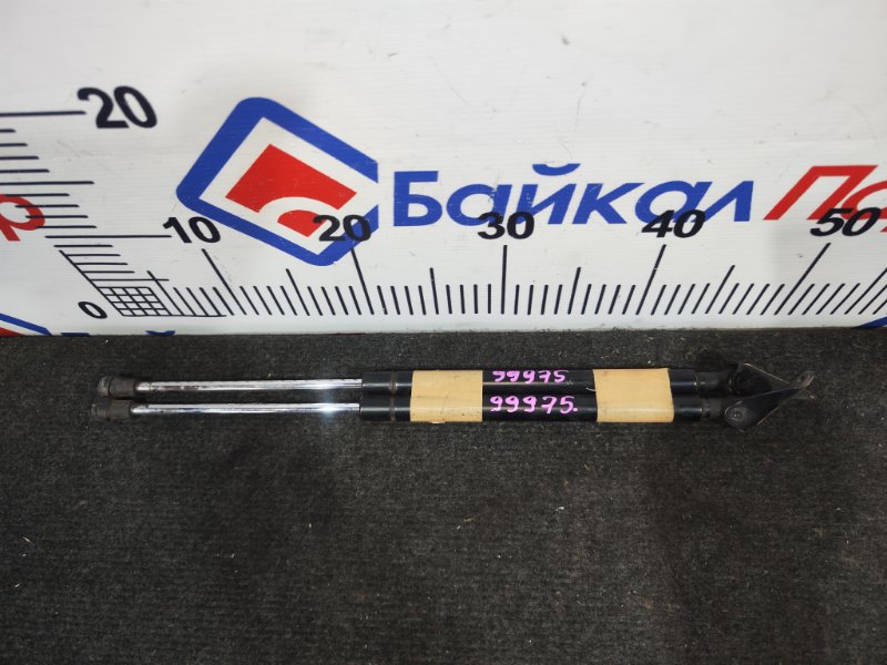 Амортизаторы 5й двери TOYOTA IST NCP110 1NZ-FE 2009 (б/у)