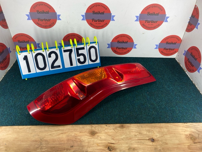 Стоп NISSAN X-TRAIL NT31 MR20DE 2010 задний правый 220-63929 (б/у)
