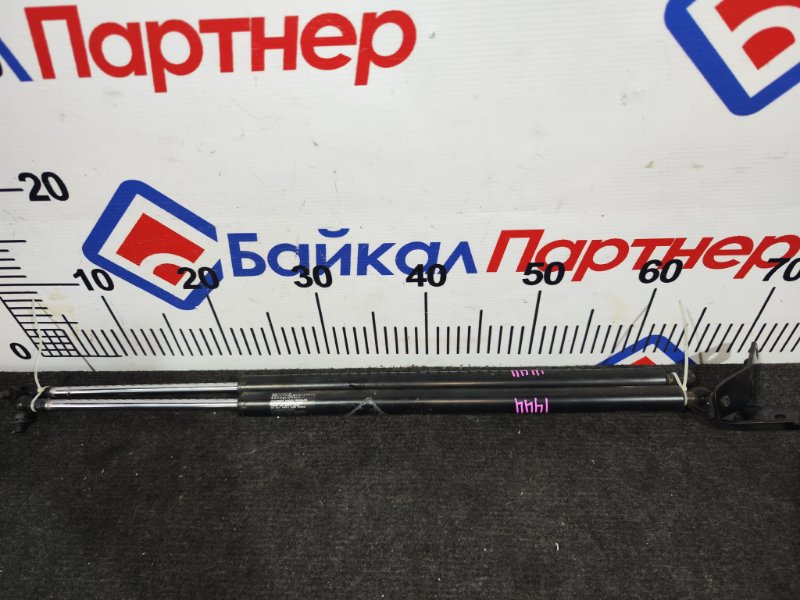 Амортизаторы 5й двери HONDA FREED SPIKE GB4 L15A 2012 (б/у)