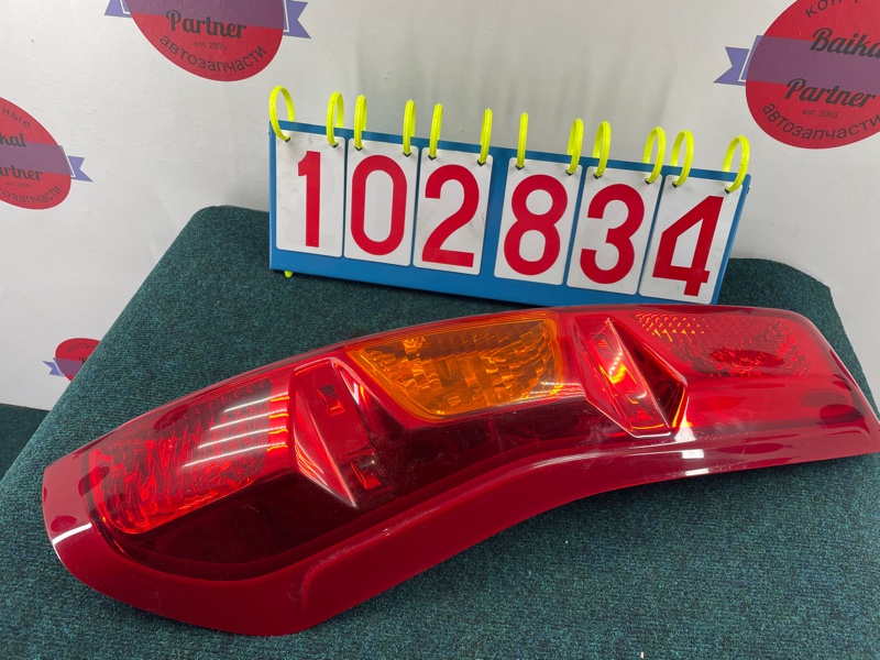 Стоп NISSAN X-TRAIL DNT31 M9R 2009 задний правый 220-63929 (б/у)
