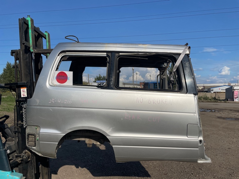 Крыло TOYOTA TOWN ACE NOAH SR50G 3S-FE 2001 заднее правое (б/у)