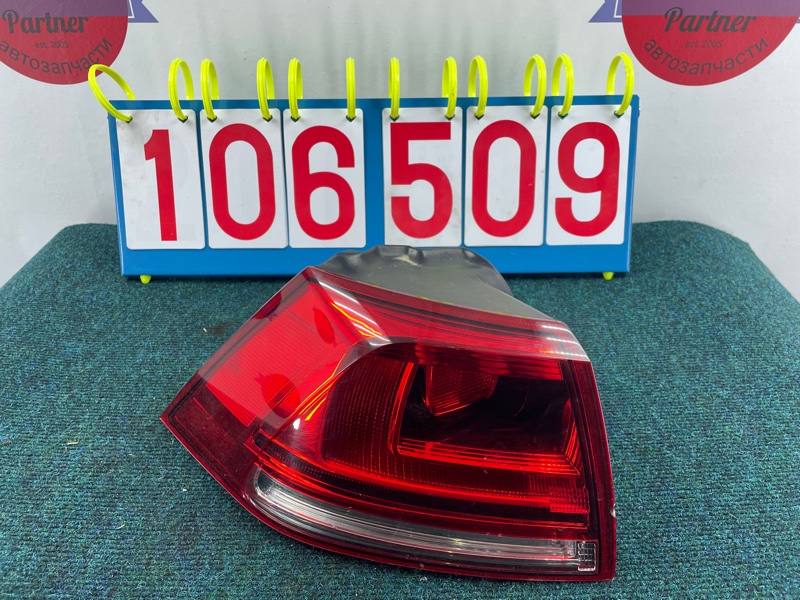 Стоп VOLKSWAGEN GOLF 5G1 CPT 2014 задний левый 5G0945095P (б/у)