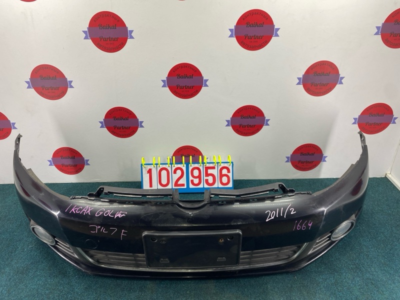 Бампер VOLKSWAGEN GOLF KCAX передний A047358 (б/у)