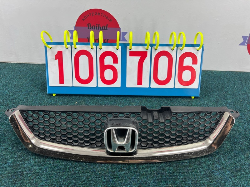 Решетка радиатора HONDA ACCORD CF5 (б/у)