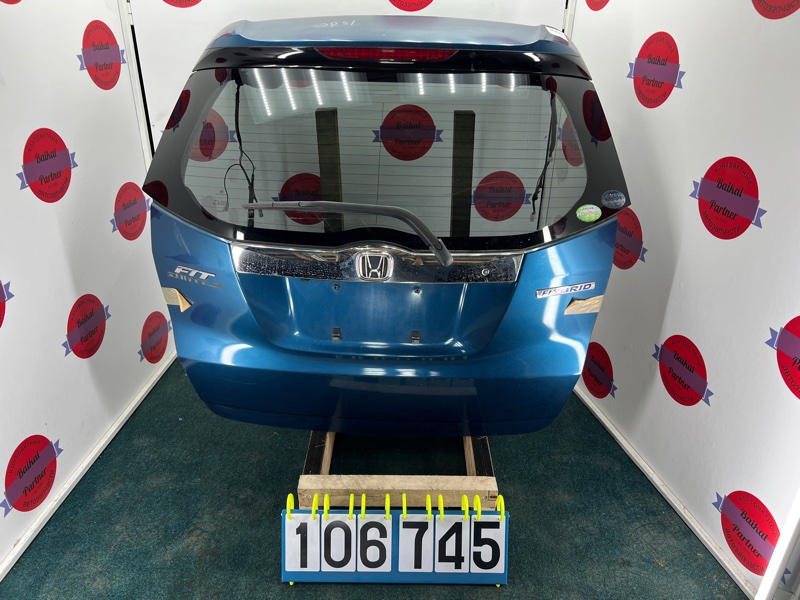 Дверь 5-я HONDA FIT SHUTTLE GP2 LDA 2011 (б/у)