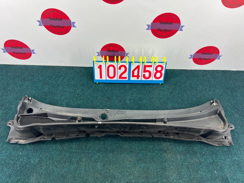 Решетка под лобовое стекло SUBARU FORESTER SH5 EJ205 2008 (б/у)