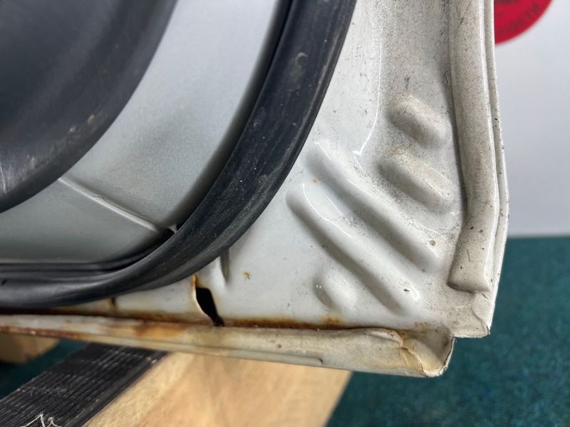 Дверь TOYOTA ALLION ZZT240 1ZZ-FE 2006 задняя левая (б/у) Дверь TOYOTA ALLION ZZT240 1ZZ-FE 2006 задняя левая (б/у)