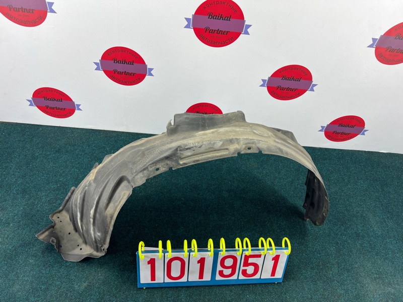 Подкрылок TOYOTA RAV4 ZCA26W 1ZZ-FE 2004 передний левый (б/у)