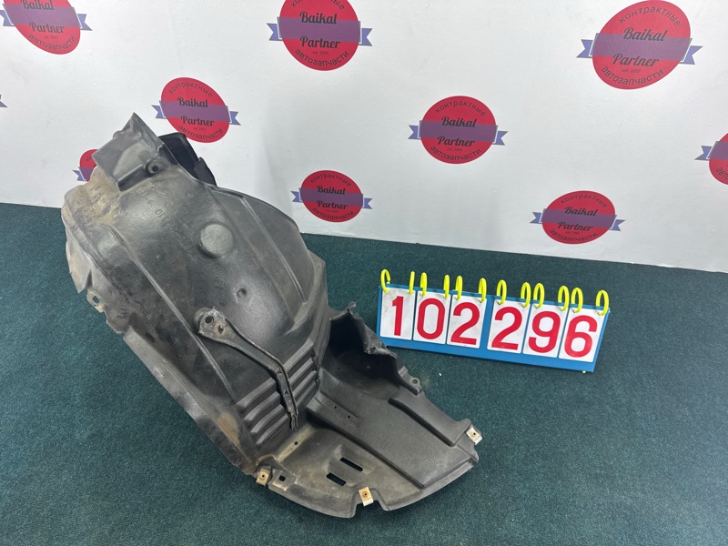 Подкрылок TOYOTA MARK II GX115W 1G-FE 2004 передний правый (б/у)