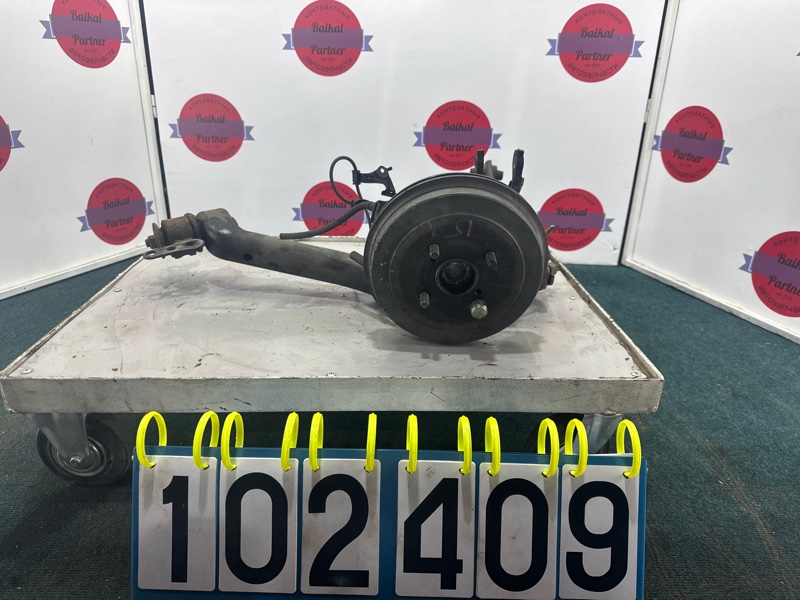Ступица TOYOTA COROLLA FIELDER NZE124G 1NZ-FE 2005 задняя левая (б/у)