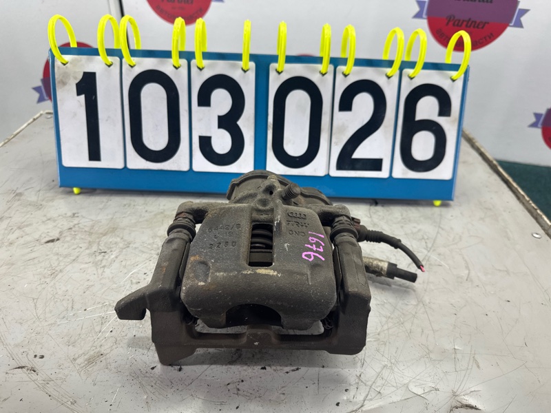 Суппорт AUDI A4 8K CDN 2010 задний левый (б/у)