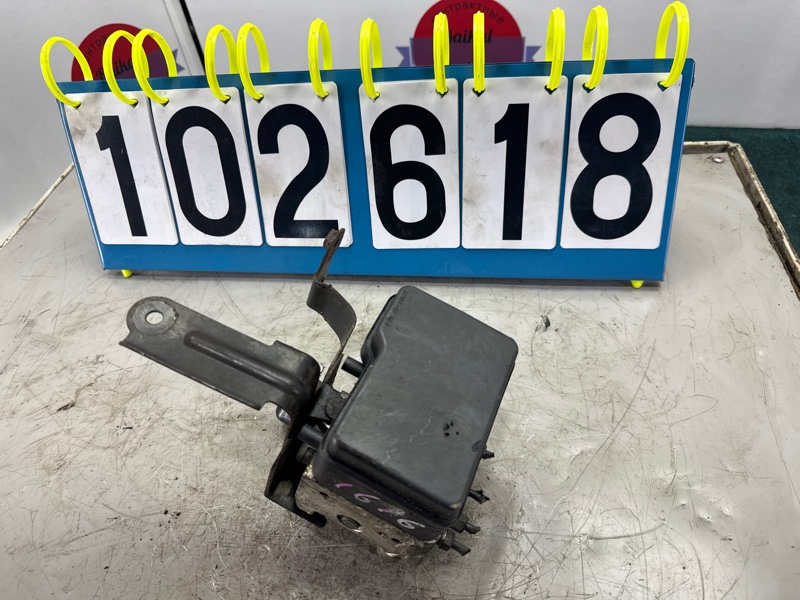 Блок abs TOYOTA ALLION ZZT240 1ZZ-FE 2006 (б/у)