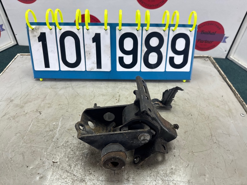 Подушка ДВС TOYOTA RAV4 ZCA26W 1ZZ-FE 2004 (б/у)