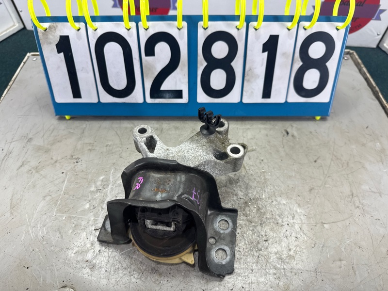 Подушка ДВС RENAULT LUTECIA RH5F1 H5F 2017 передняя правая (б/у)