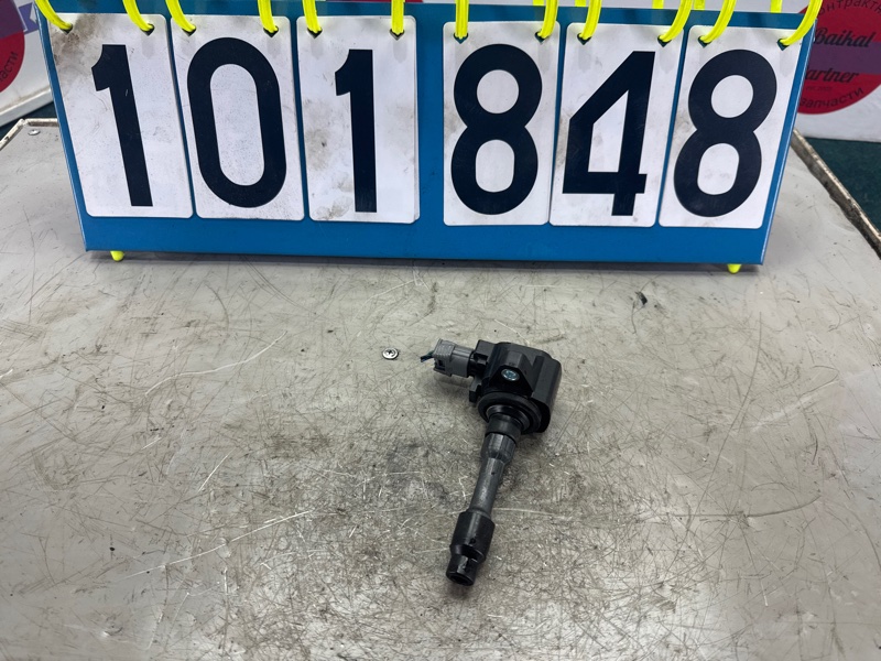 Катушка зажигания HONDA N-WGN JH1 S07A 2018 CM11-122A (б/у)
