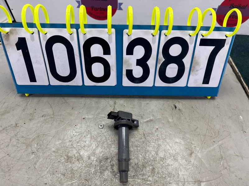 Катушка зажигания TOYOTA RACTIS NCP105 1NZ-FE 2008 (б/у)