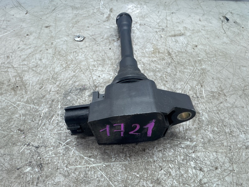Катушка зажигания NISSAN JUKE YF15 HR15DE 2014 (б/у) Катушка зажигания NISSAN JUKE YF15 HR15DE 2014 (б/у)