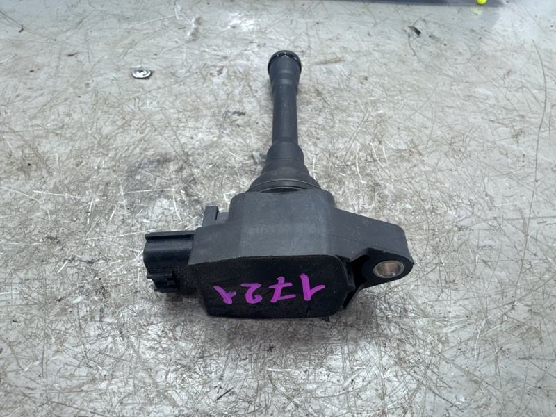 Катушка зажигания NISSAN JUKE YF15 HR15DE 2014 (б/у) Катушка зажигания NISSAN JUKE YF15 HR15DE 2014 (б/у)