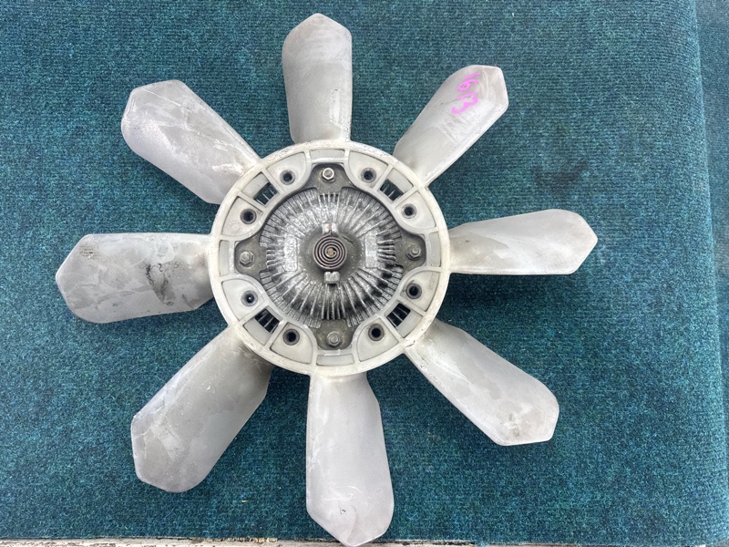 Вискомуфта ISUZU BIGHORN UBS69GW 4JG2 1996 (б/у) Вискомуфта ISUZU BIGHORN UBS69GW 4JG2 1996 (б/у)