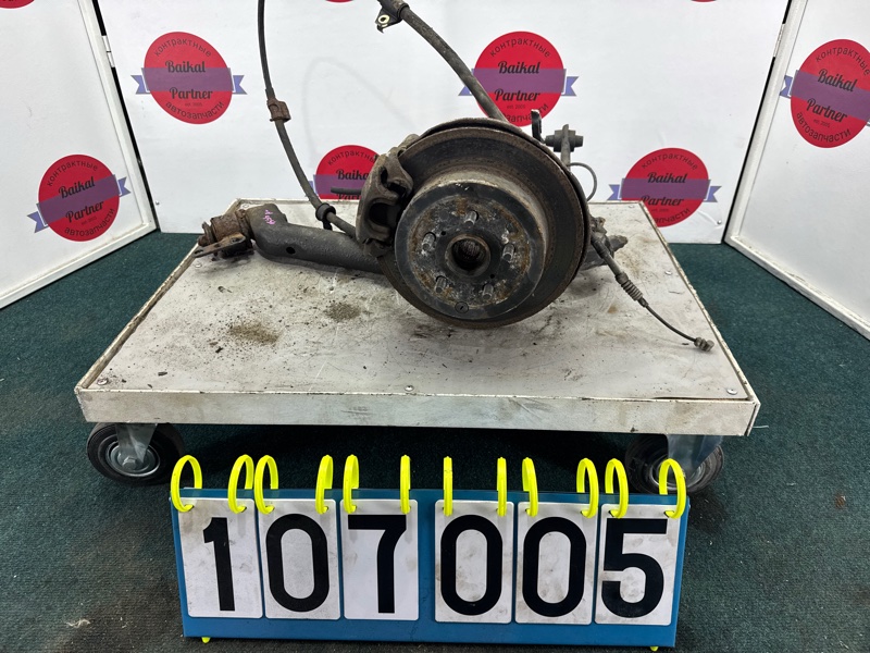 Ступица TOYOTA VISTA ARDEO SV55G 3S-FE 1999 задняя левая (б/у)