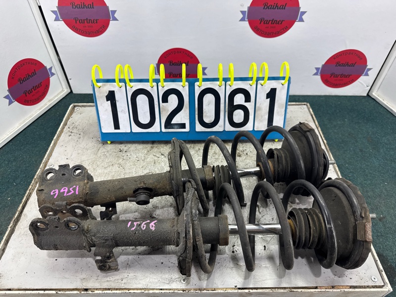 Стойка подвески TOYOTA VISTA ARDEO SV55G 3S-FE 1999 передняя (б/у)