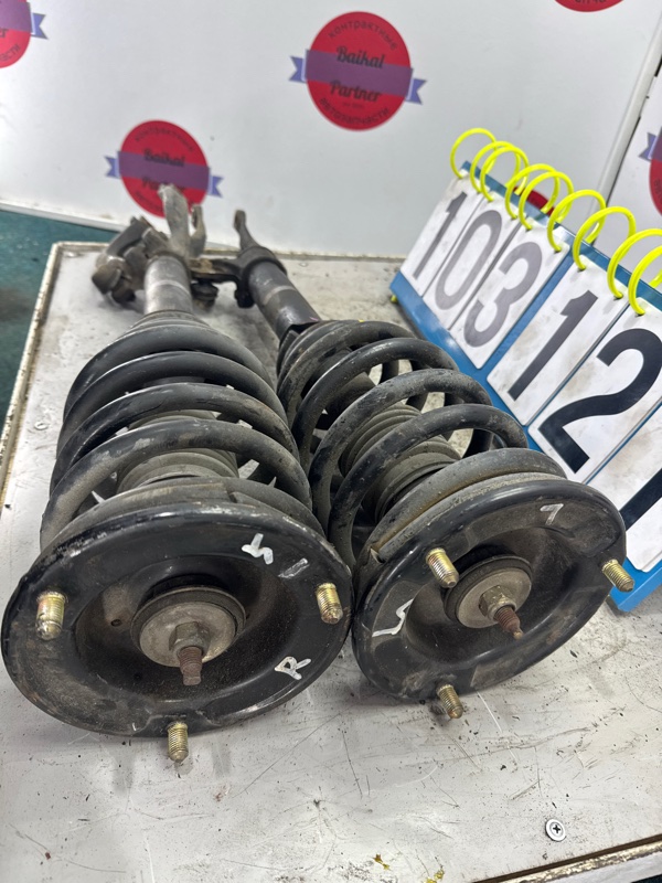 Стойка подвески MITSUBISHI DIAMANTE F46A 6G72 2002 передняя (б/у) Стойка подвески MITSUBISHI DIAMANTE F46A 6G72 2002 передняя (б/у)