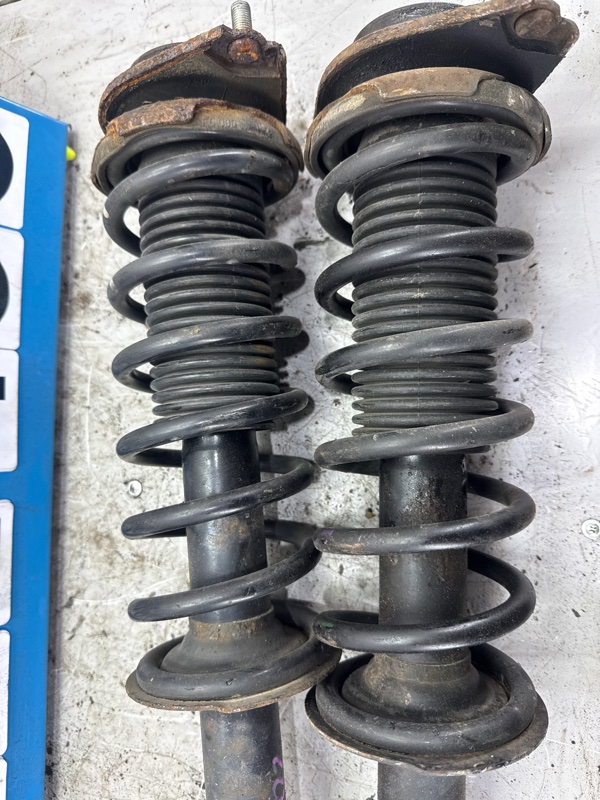 Стойка подвески SUBARU FORESTER SH5 EJ205 2008 задняя (б/у) Стойка подвески SUBARU FORESTER SH5 EJ205 2008 задняя (б/у)