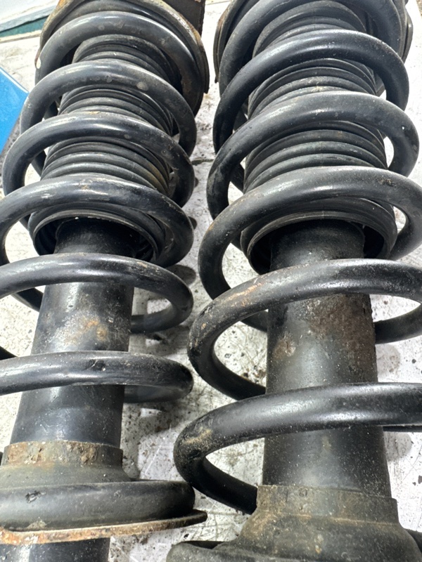 Стойка подвески SUBARU FORESTER SH5 EJ205 2008 задняя (б/у) Стойка подвески SUBARU FORESTER SH5 EJ205 2008 задняя (б/у)