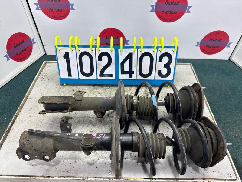 Стойка подвески TOYOTA COROLLA FIELDER NZE124G 1NZ-FE 2005 передняя (б/у)